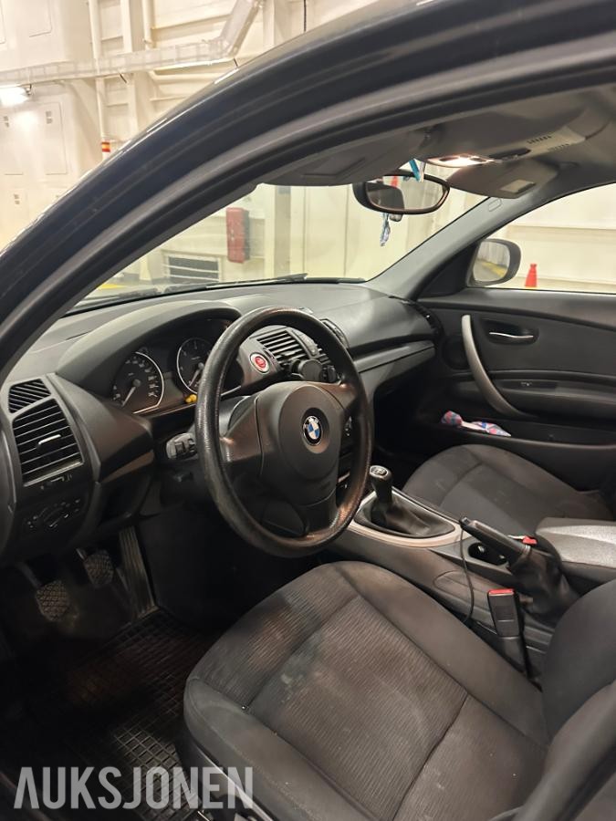 2010 BMW 116D 2.0 116hk soltak s+v dekk