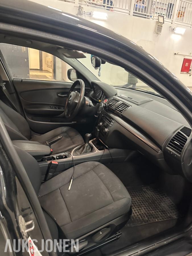 2010 BMW 116D 2.0 116hk soltak s+v dekk