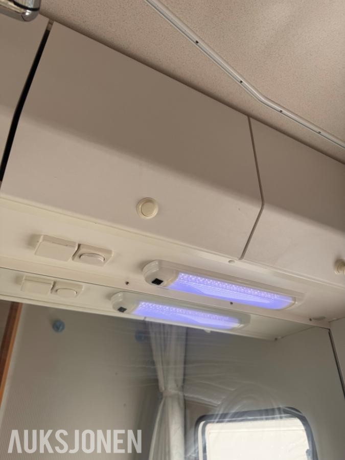Fiat Ducato Knaus bobil - solcellepanel truma eu ok 07.2028