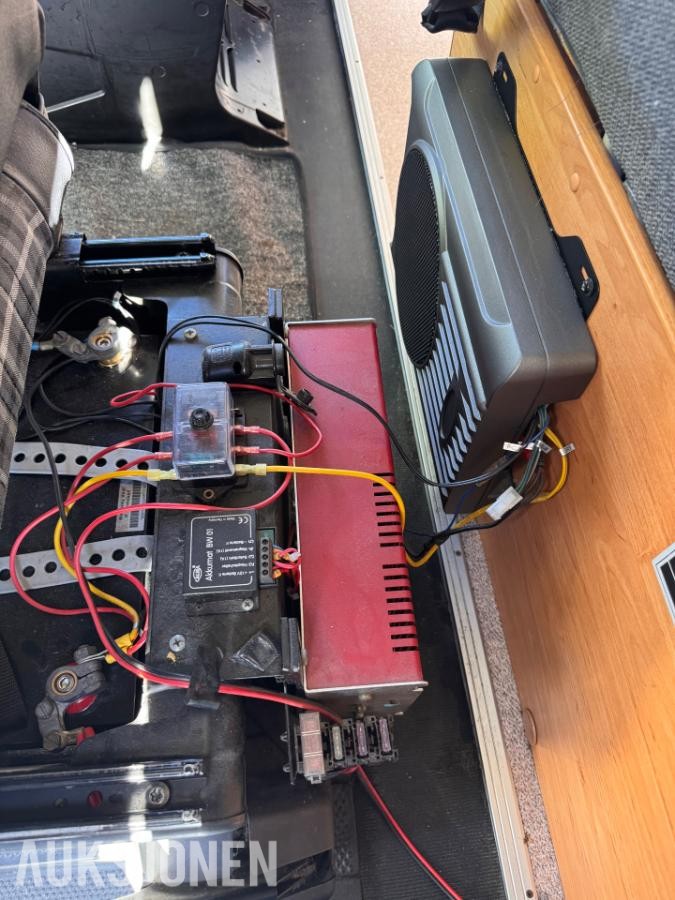 Fiat Ducato Knaus bobil - solcellepanel truma eu ok 07.2028