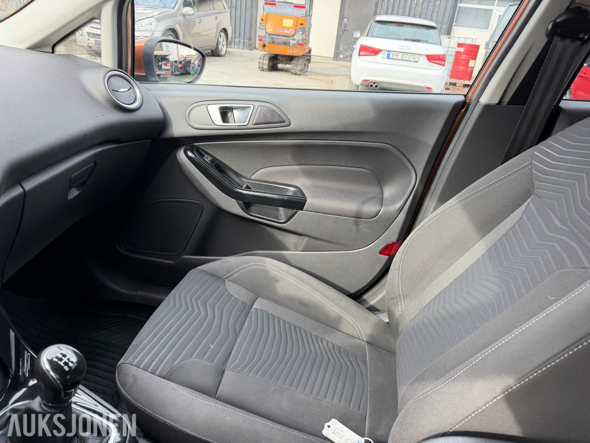 2015 Ford FIESTA 1.0-80