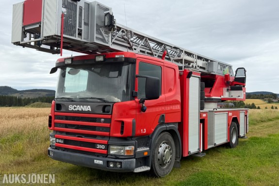 1998 Scania P94DB4X2NB310 1998 Scania P94DB 310 Brannbil - stigebil - Metz DLK30/PLC3 - 32 m rekkevidde - Allison automat