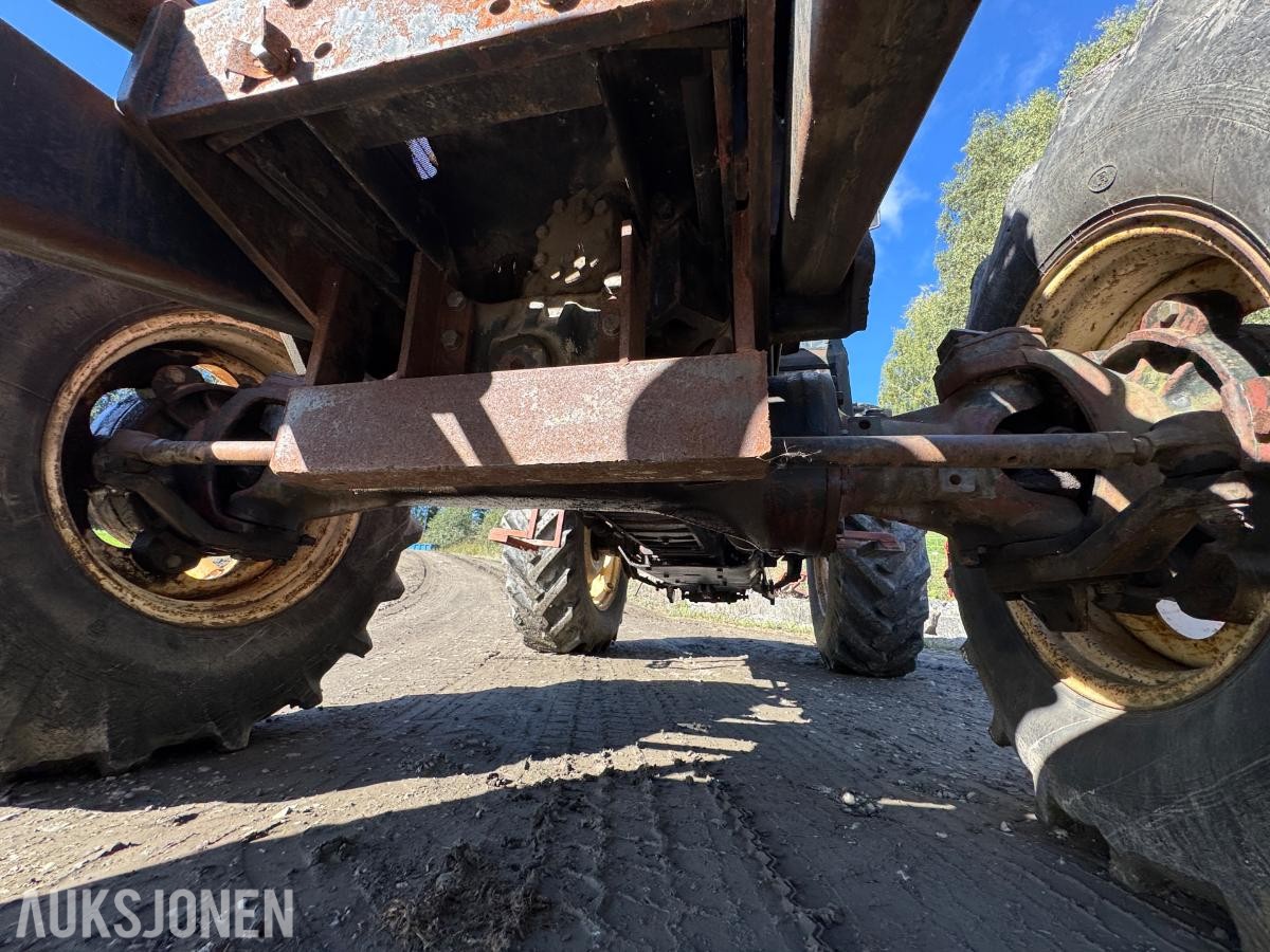 1988 Zetor 12145 traktor med skuffe 
