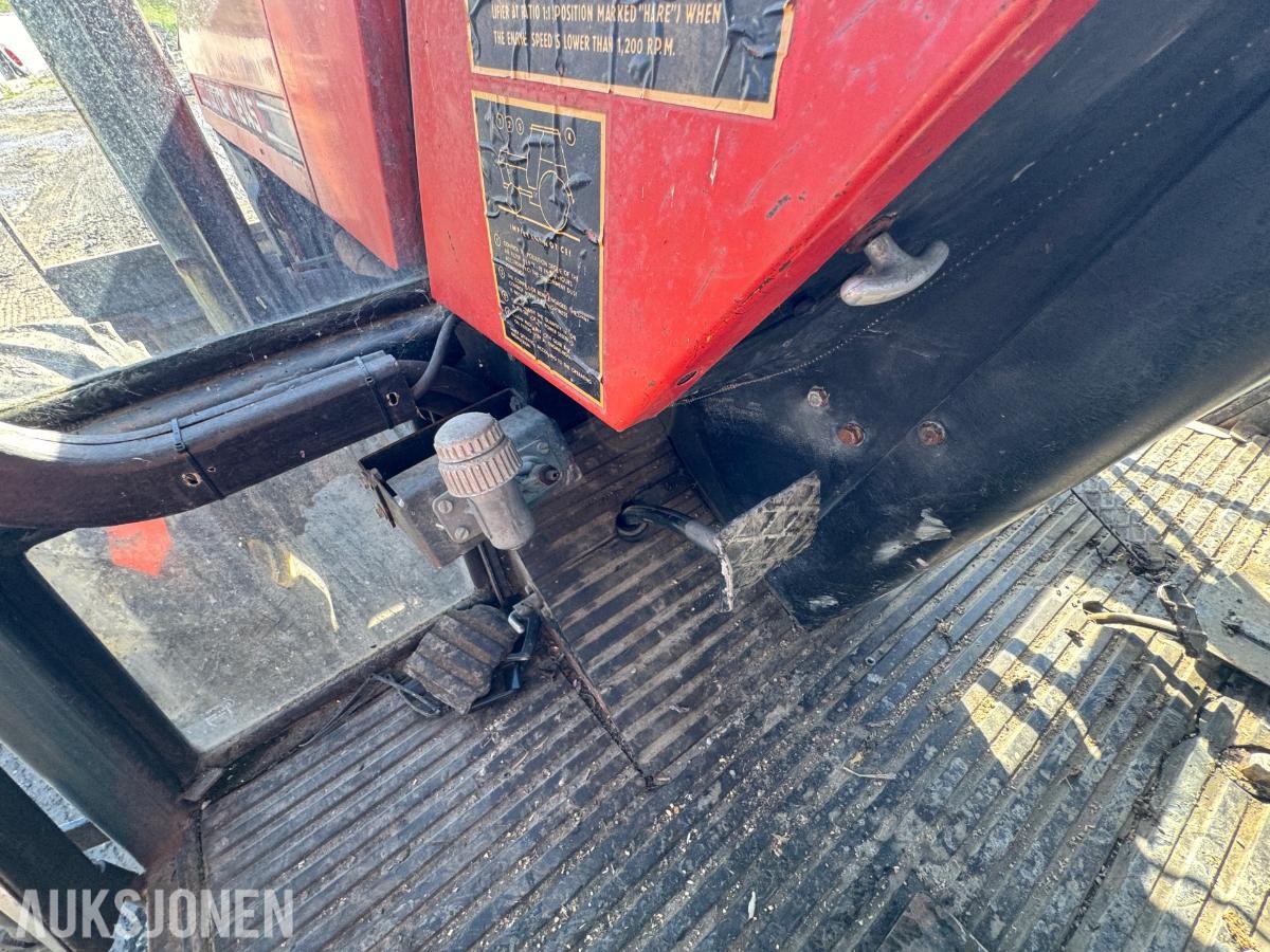 1988 Zetor 12145 traktor med skuffe 