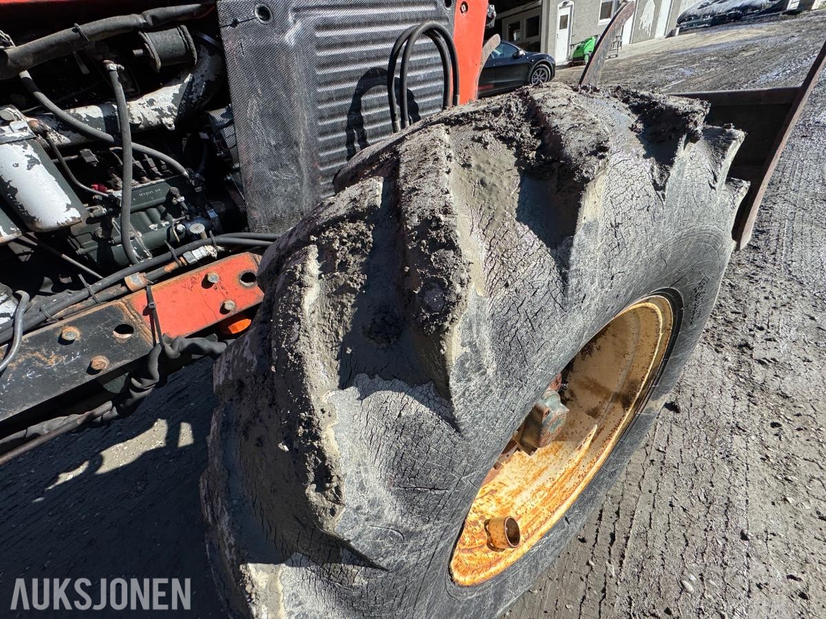1988 Zetor 12145 traktor med skuffe 