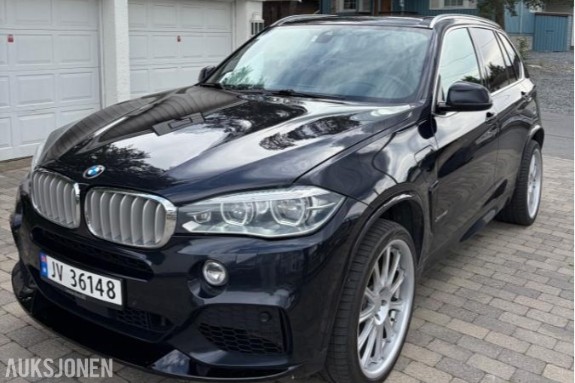 2016 BMW X5 XDRIVE40E 2.0 320HK M-Sport Adaptiv cruisekontroll, Ryggekamera, Panorama soltak