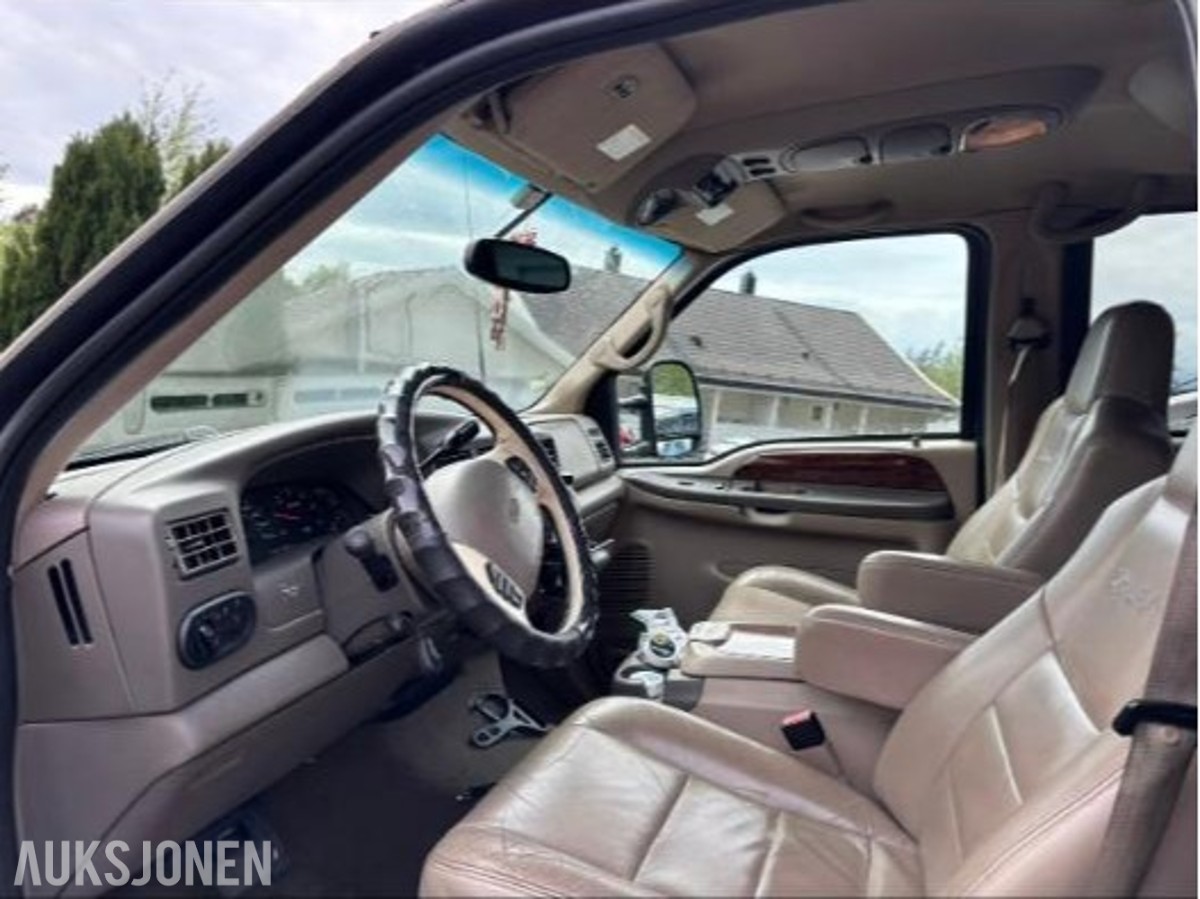 2002 FORD EXCURSION 6.8 BENSIN AWD AUTOMAT, SKINNSETER, HENGERFESTE