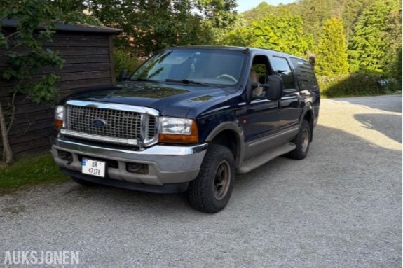 2002 FORD EXCURSION 6.8 BENSIN AWD AUTOMAT, SKINNSETER, HENGERFESTE