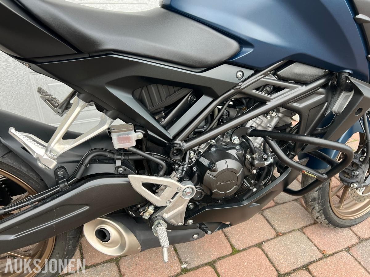 2023 Honda CB 125 R - kun 9550 km