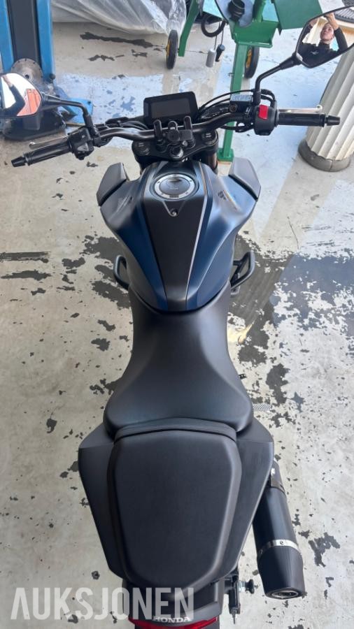 2023 Honda CB 125 R - kun 9550 km