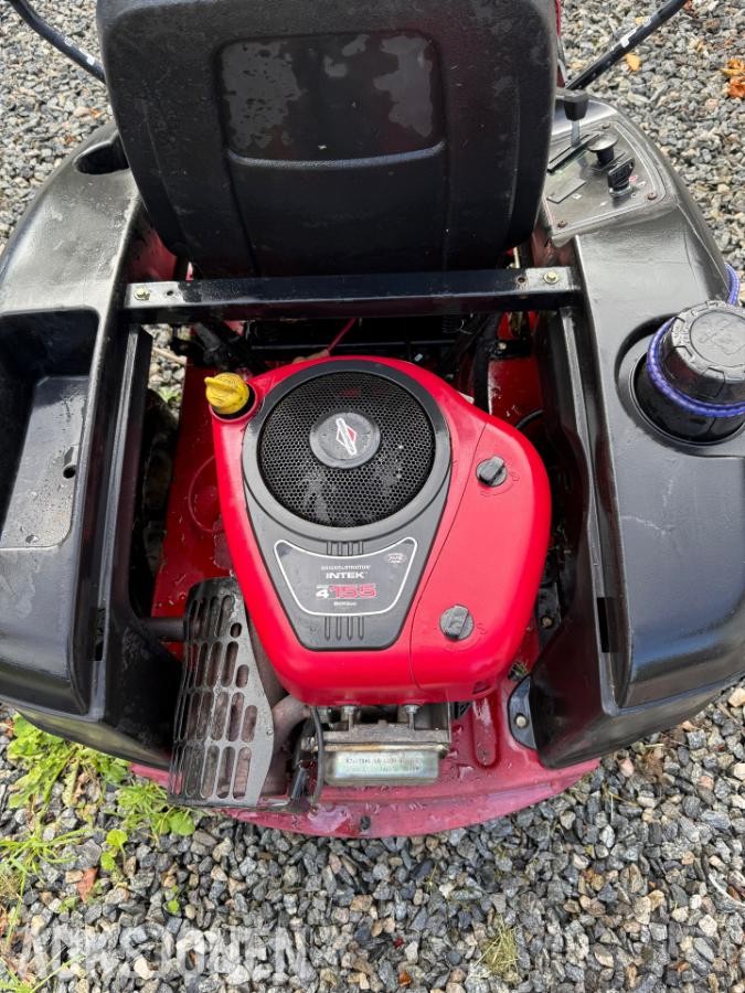 Toro 14-38z Zero Turn sitteklipper