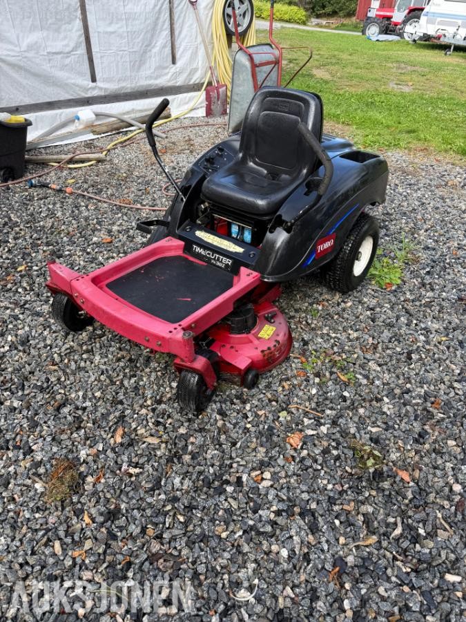 Toro 14-38z Zero Turn sitteklipper
