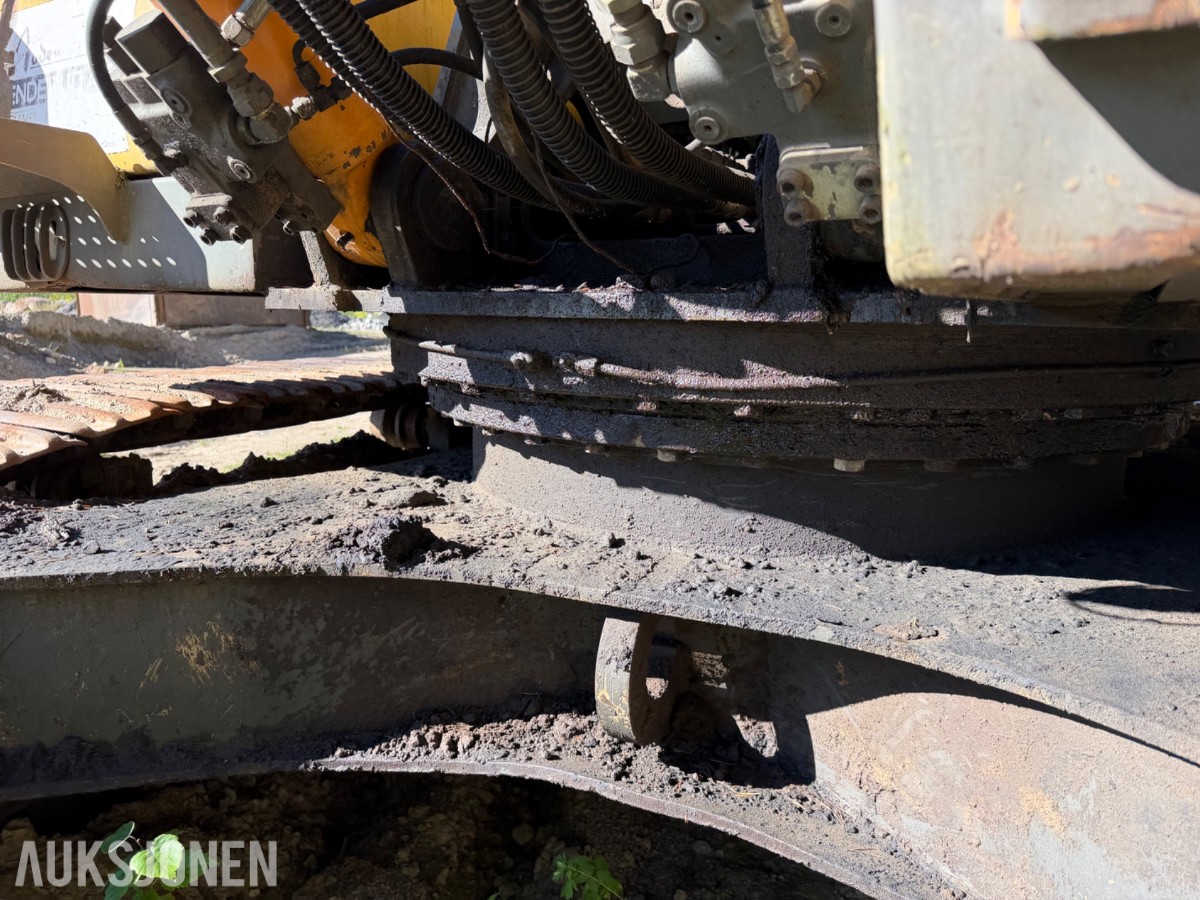 2001 Volvo EC 240LC, Ikke sertifisert, 13348 timer, graveskuffe