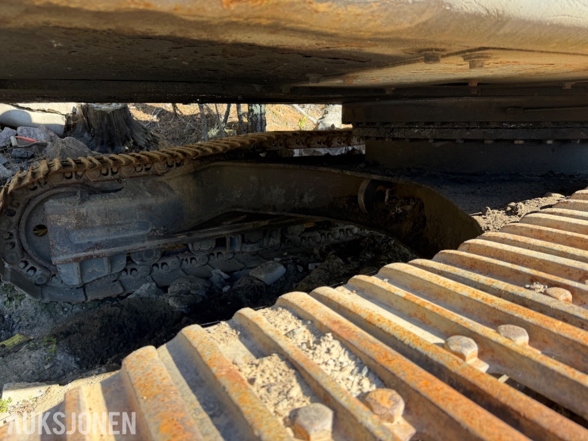 2001 Volvo EC 240LC, Ikke sertifisert, 13348 timer, graveskuffe
