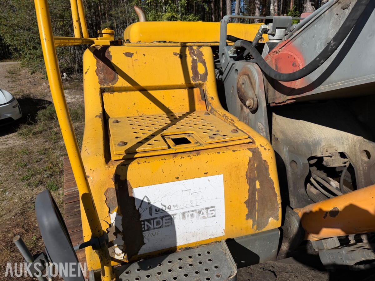 2001 Volvo EC 240LC, Ikke sertifisert, 13348 timer, graveskuffe