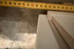3 lags fastkarmsvindu (1985 x 585 mm.) Heltre hvitmalt.