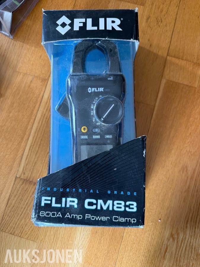 2023 FLIR CM83 600A strømtang