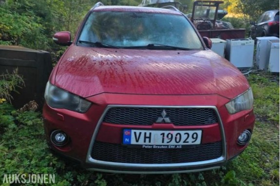 2010 Mitsubishi Outlander 2.2 156hk  4WD automat cruisekontroll hengerfeste motorvarmer 
