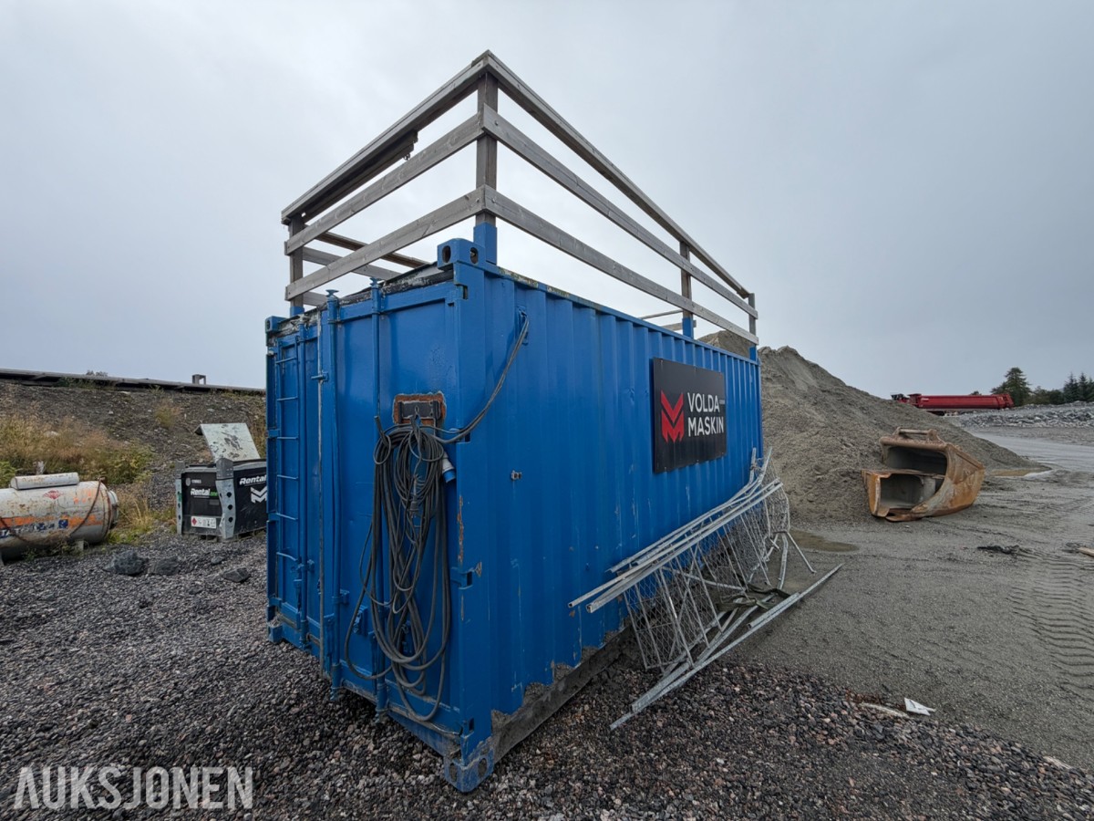 2C Fots Container - Innredet som Verksted/lager