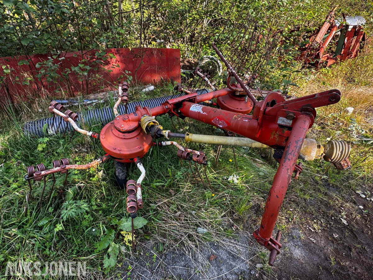 Kuhn GRS 25 kombinert to-rotors kombirive og høyvender