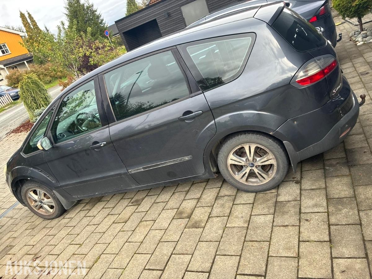 2007 Ford S-Max 1.8 125hk 7 seter hengerfeste s+v dekk