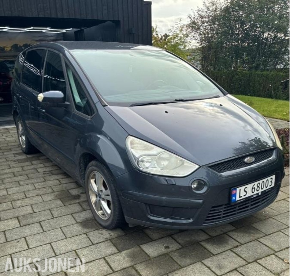 2007 Ford S-Max 1.8 125hk 7 seter hengerfeste s+v dekk
