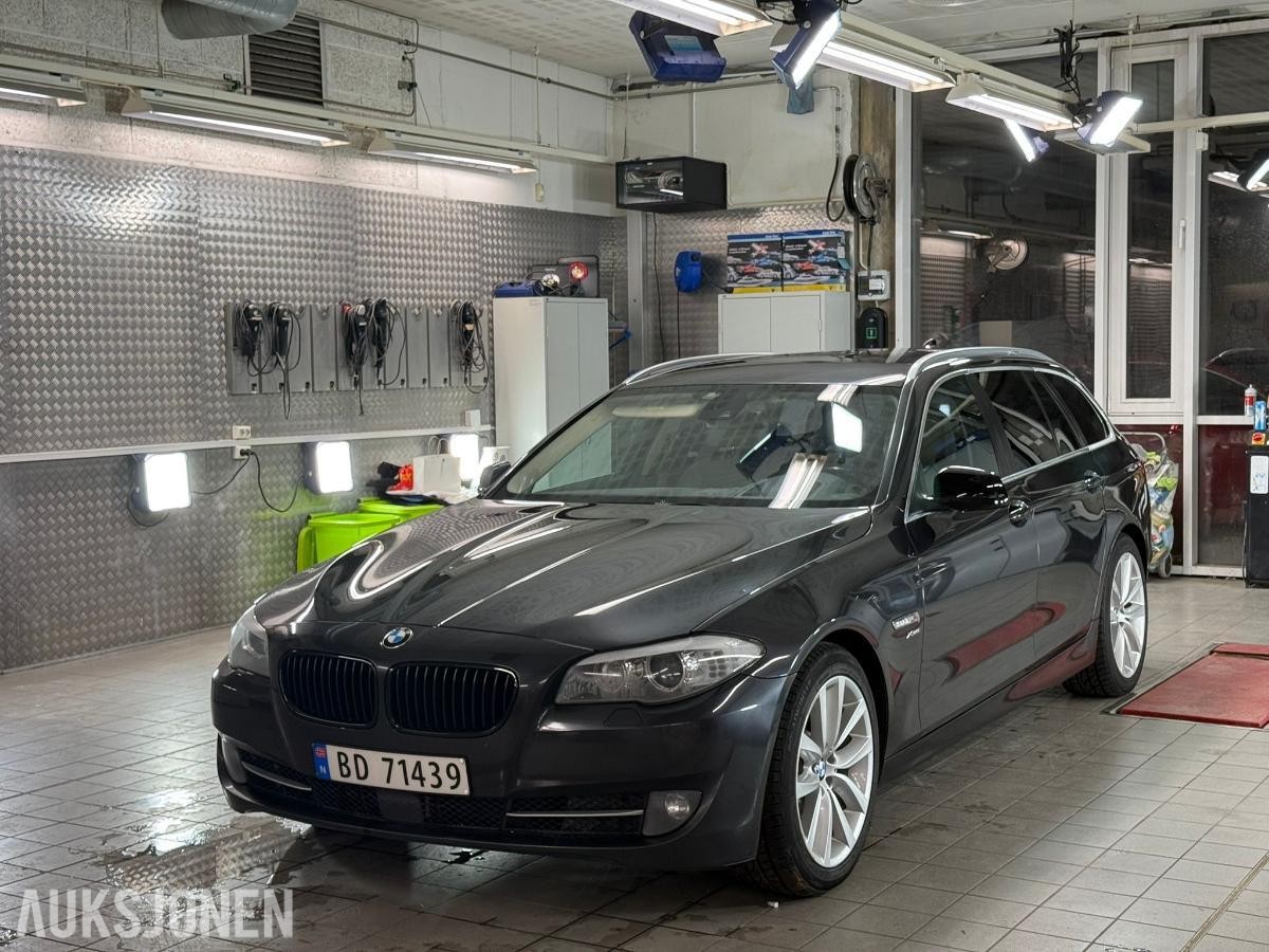2011 BMW 530D XDRIVE 258HK AUTOMAT, HENGERFESTE, SKINNSETER
