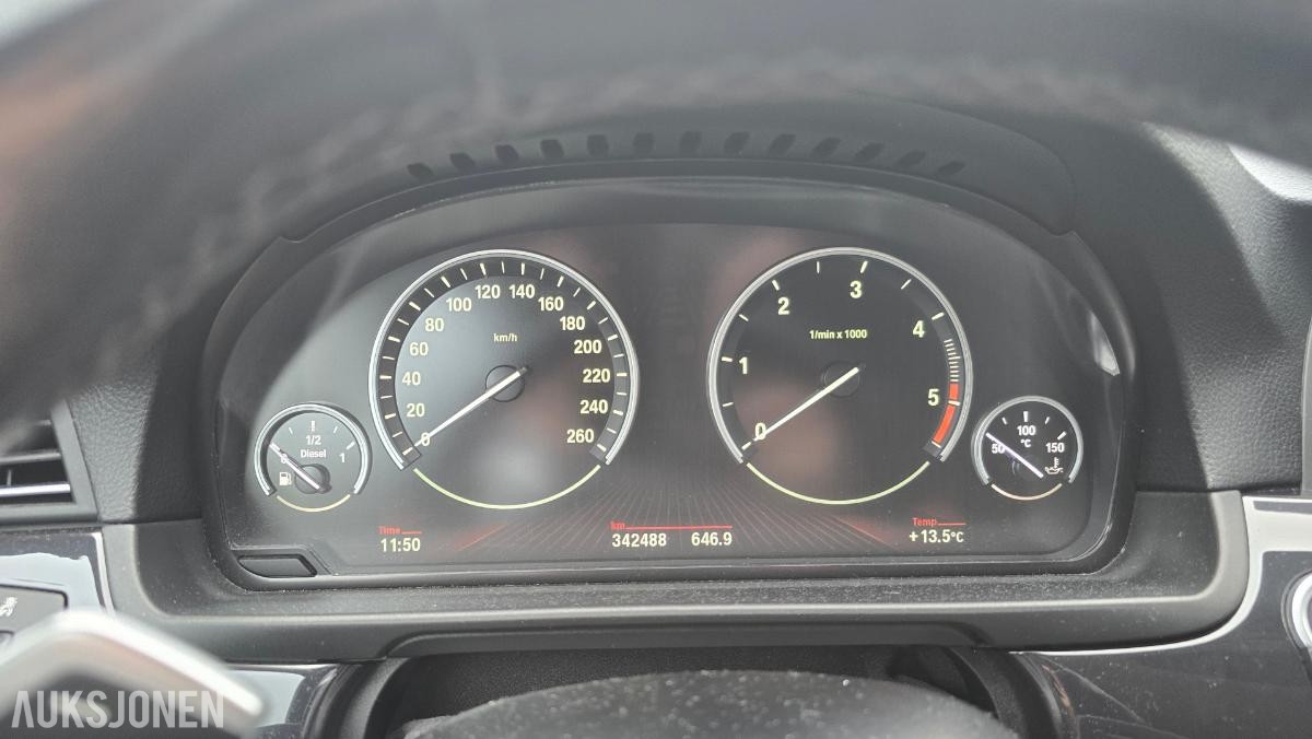 2011 BMW 530D XDRIVE 258HK AUTOMAT, HENGERFESTE, SKINNSETER