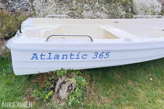 Atlantic 365 båt
