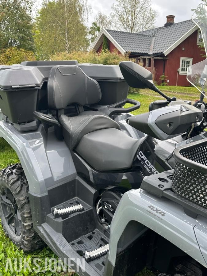 2024 CFMOTO 850 ATV MED HENGER, BRØYTESKJÆR OG SANDSTRØER