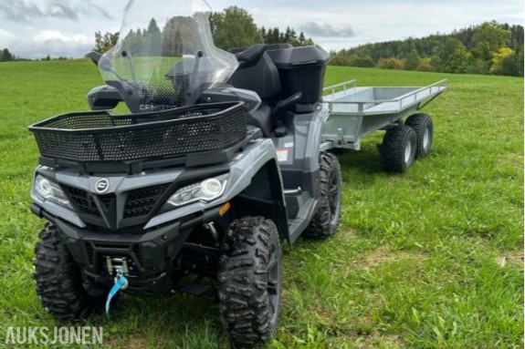 2024 CFMOTO 850 ATV MED HENGER, BRØYTESKJÆR OG SANDSTRØER