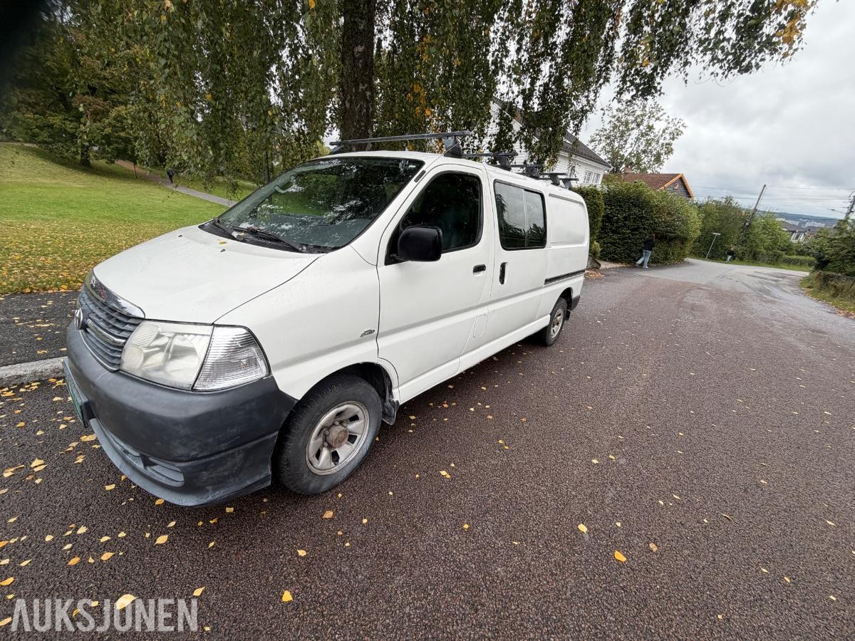 2010 TOYOTA HIACE 2.5 D-4D 4WD HENGERFESTE EU OK TIL 09.2028