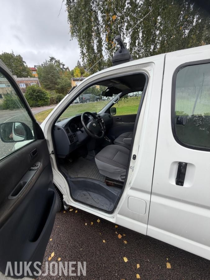 2010 TOYOTA HIACE 2.5 D-4D 4WD HENGERFESTE EU OK TIL 09.2028