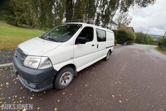 2010 TOYOTA HIACE 2.5 D-4D 4WD HENGERFESTE EU OK TIL 09.2028