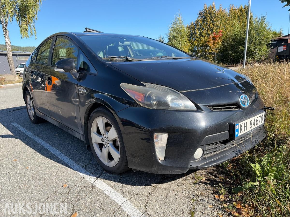 2012 Toyota Prius 1.8 Hybrid 136hk Cruisekontroll, Ryggekamera, Reparasjonsobjekt