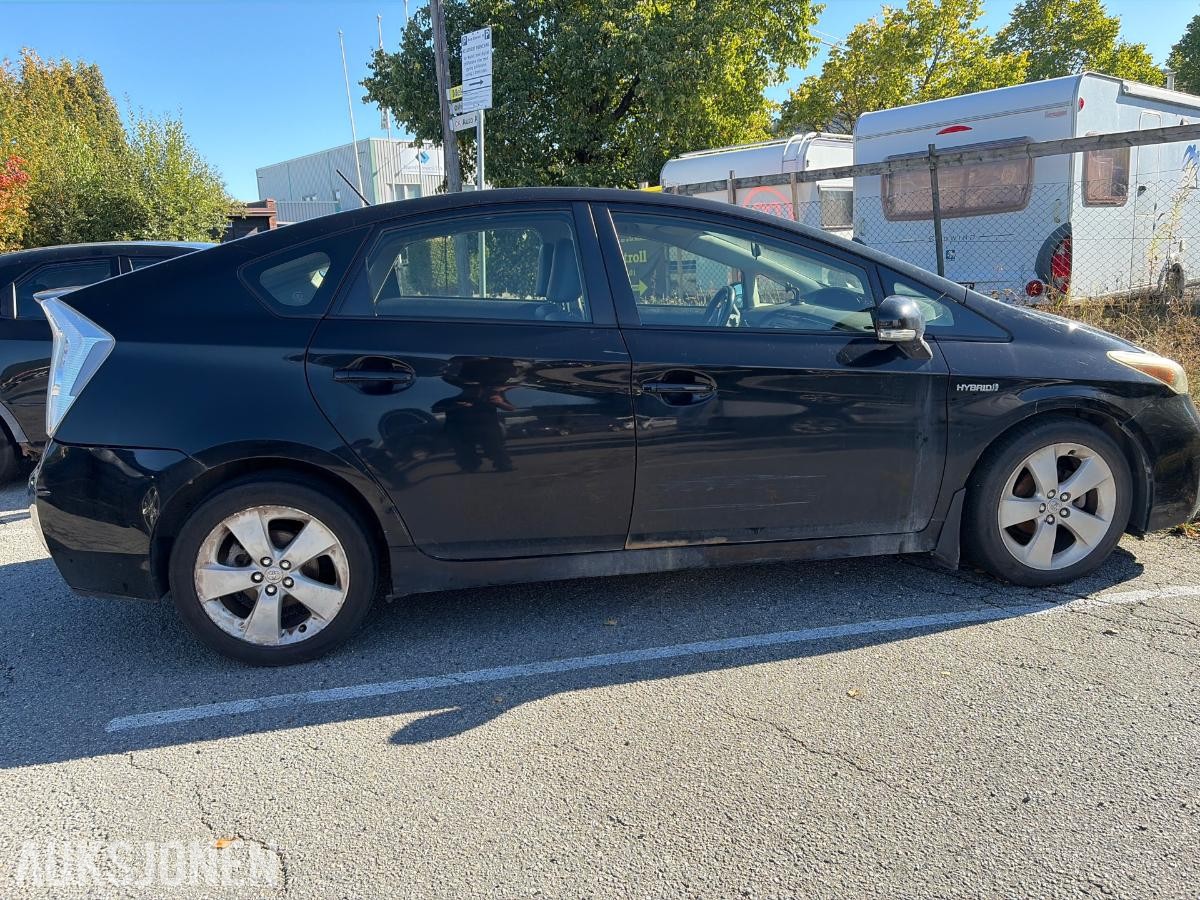 2012 Toyota Prius 1.8 Hybrid 136hk Cruisekontroll, Ryggekamera, Reparasjonsobjekt
