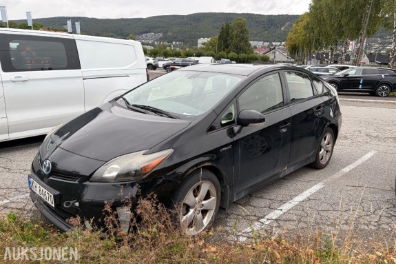 2012 Toyota Prius 1.8 Hybrid 136hk Cruisekontroll, Ryggekamera, Reparasjonsobjekt