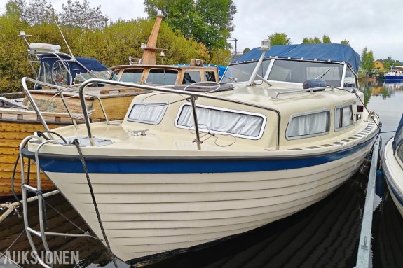 1975 Risør 27 med akter kabin