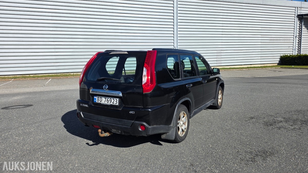 2012 NISSAN X-TRAIL 2.0 DIESEL 150HK 4X4 HENGERFESTE REP.OBJEKT