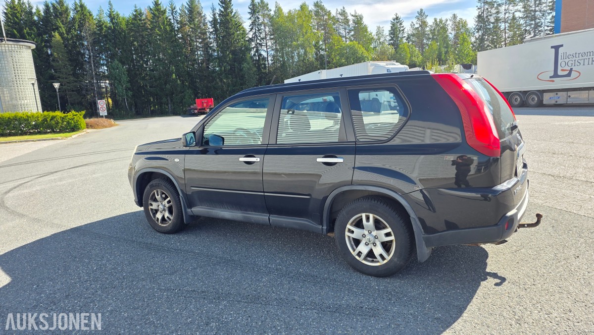 2012 NISSAN X-TRAIL 2.0 DIESEL 150HK 4X4 HENGERFESTE REP.OBJEKT