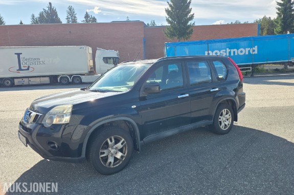 2012 NISSAN X-TRAIL 2.0 DIESEL 150HK 4X4 HENGERFESTE REP.OBJEKT