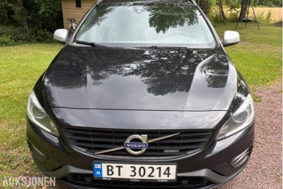 2015 Volvo V60 1.6 114hk D2 R-DESIGN AUTOMAT SERVICER FULGT SKINN S+V DEKK 