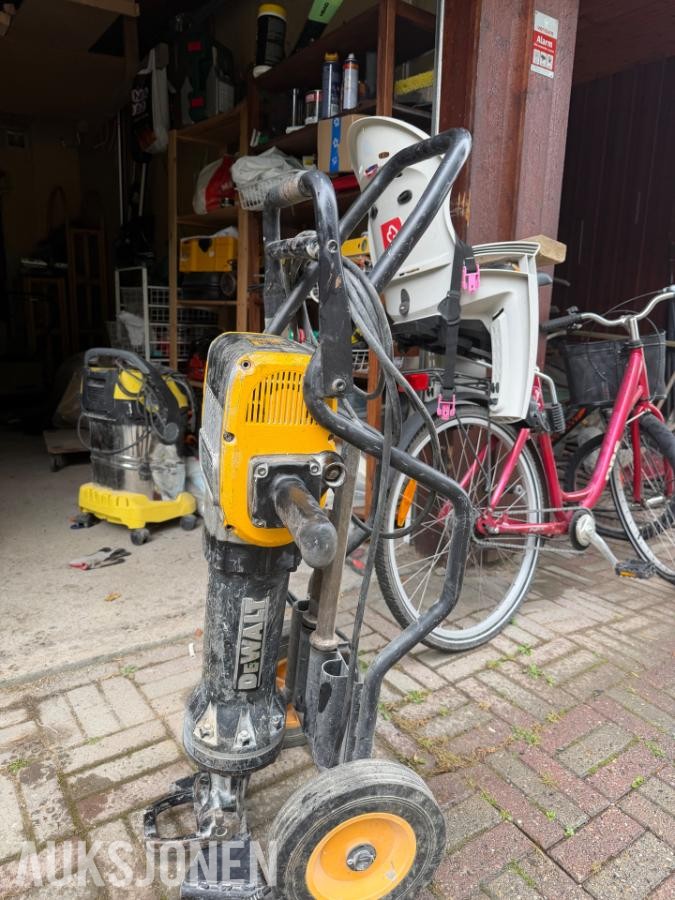 DeWALT D25981-QS 2100W / 62J – kraftig bruddhammer med tralle.