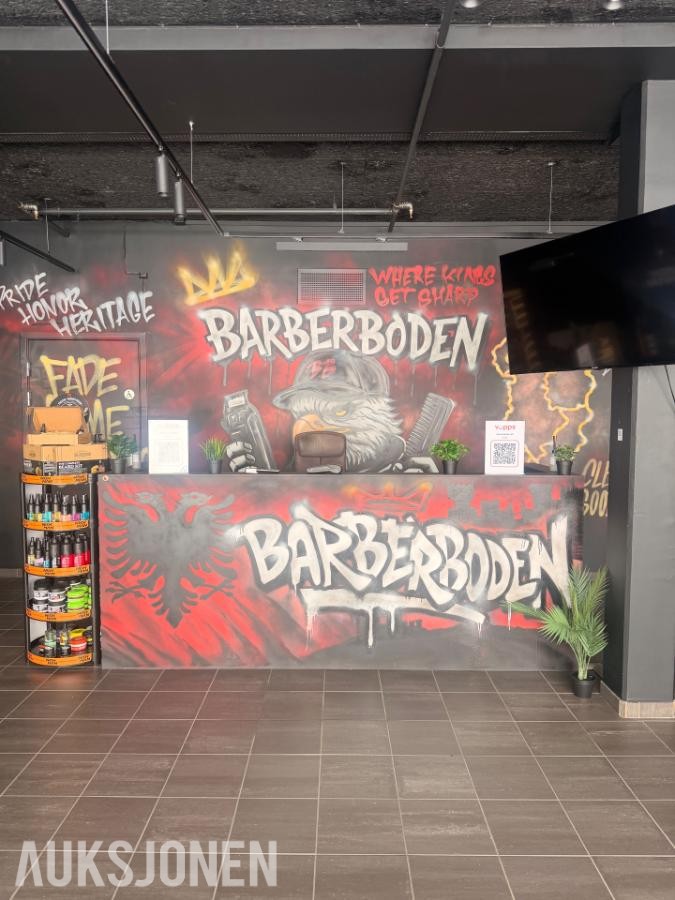 Salg av varebeholding og utstyr til barber-/frisørsalong
