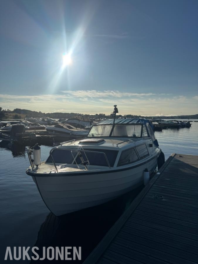 1982 Nidelv 24 båt med volvo penta md17d
