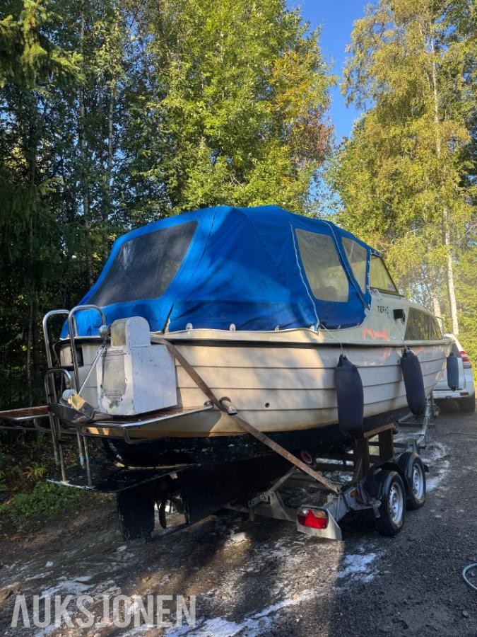 1982 Nidelv 24 båt med volvo penta md17d