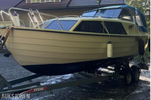 1982 Nidelv 24 båt med volvo penta md17d
