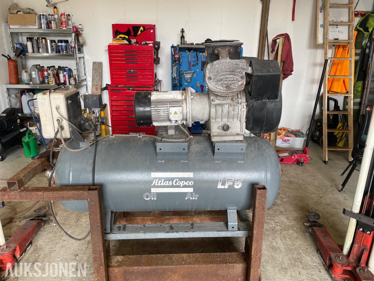 2017 Atlas Copco LF5 kompressor – 2358 timer