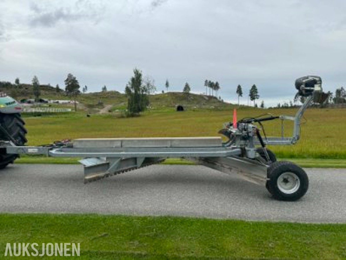 2021 mod. Vilstrup SH-240 veggskrape for montering på traktor