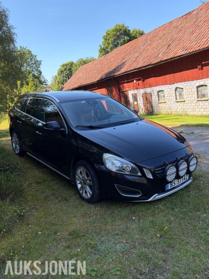 2012 Volvo V60 D2 115hk, Cruisekontroll, Kupevarmer, Skinnseter